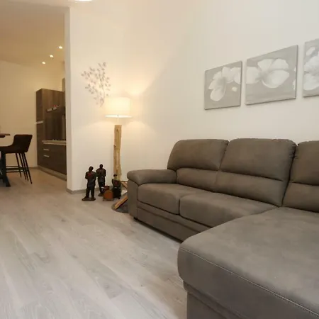 Lovely Really Downtown - Free Private Parking Included! - Genua